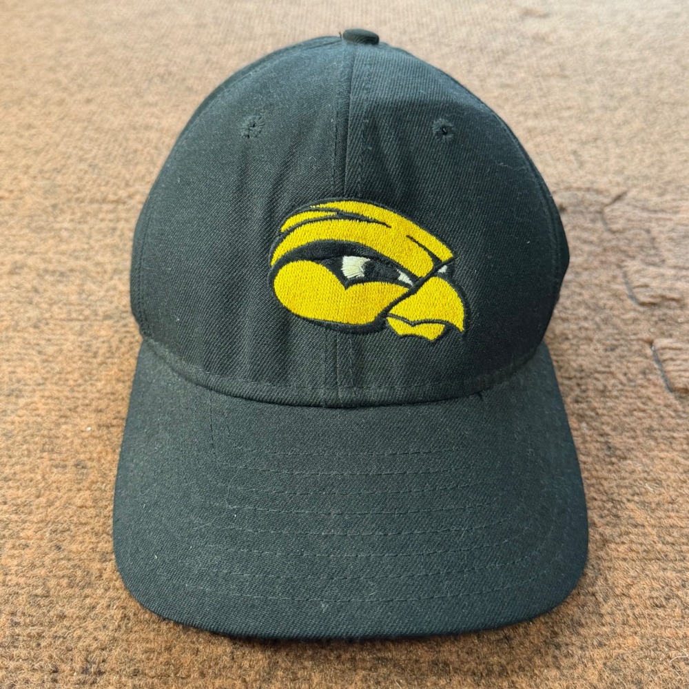 Vintage DeLong Iowa Hawkeyes Snapback Hat Mens Black Herky Hawk Made‎ in USA Cap